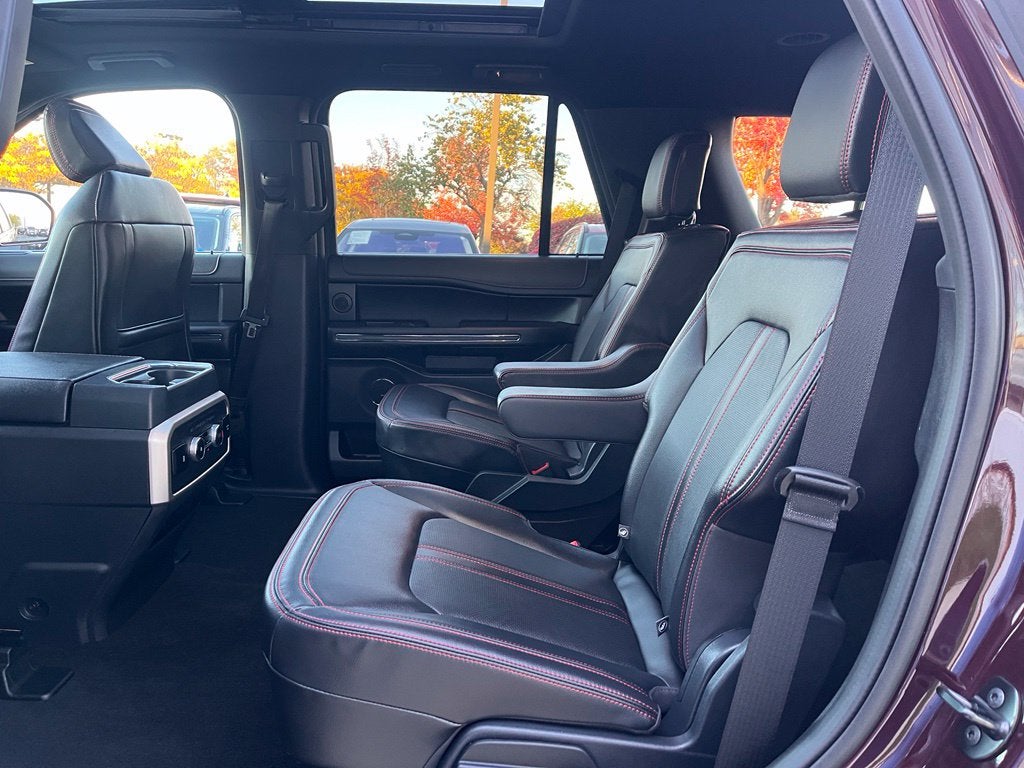 2024 Ford Expedition Limited 4WD | Stealth Pkg | HD Tow Pkg | Pano Roof