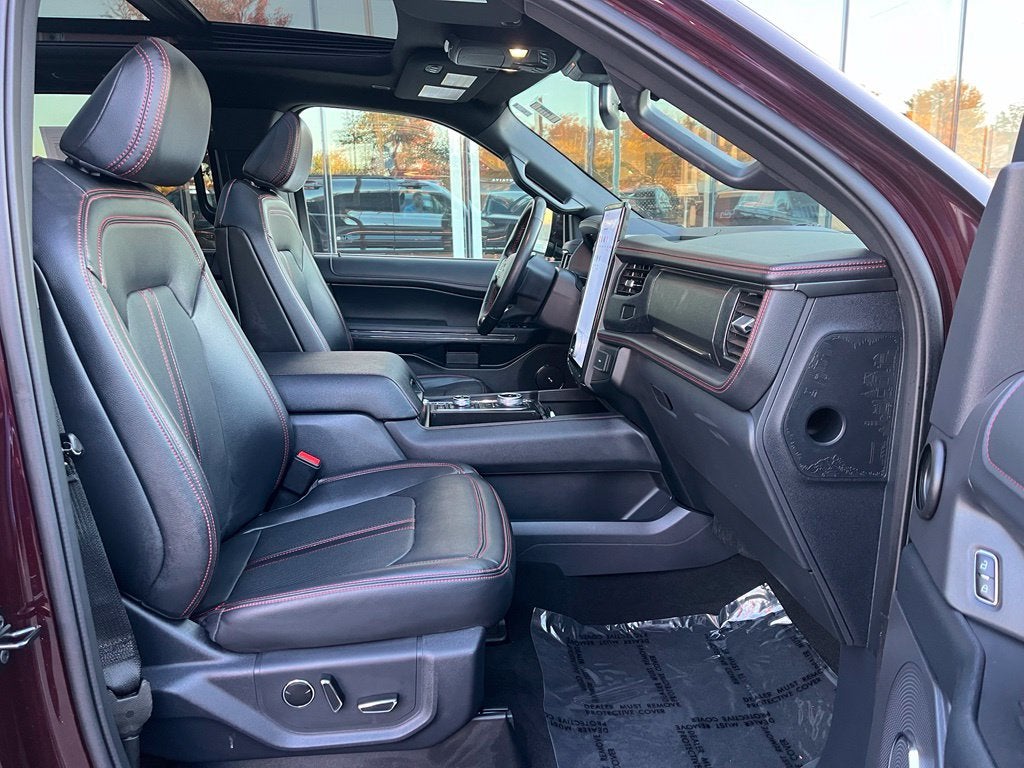 2024 Ford Expedition Limited 4WD | Stealth Pkg | HD Tow Pkg | Pano Roof