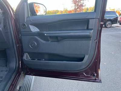 2024 Ford Expedition Limited 4WD | Stealth Pkg | HD Tow Pkg | Pano Roof