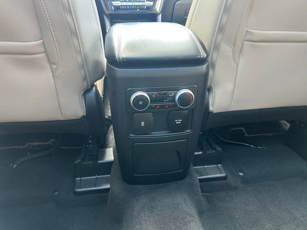 2022 Ford Explorer Limited | Pano Moonroof | 360 Cam | Trailer Tow Pack | BLI