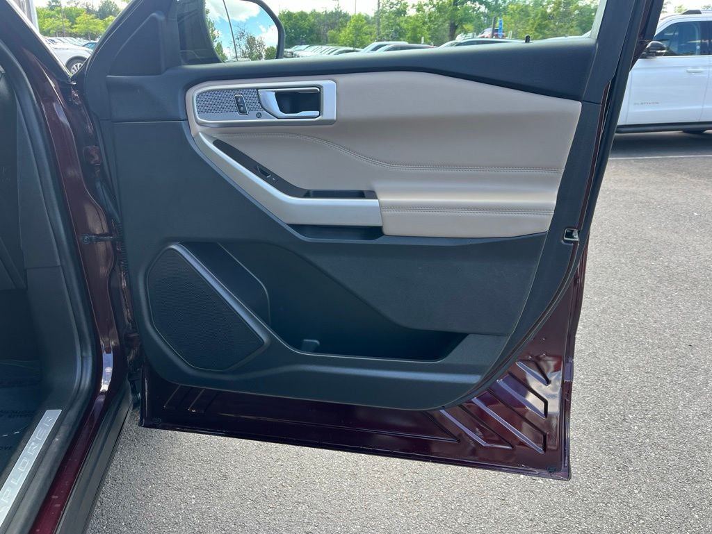 2022 Ford Explorer Limited | Pano Moonroof | 360 Cam | Trailer Tow Pack | BLI