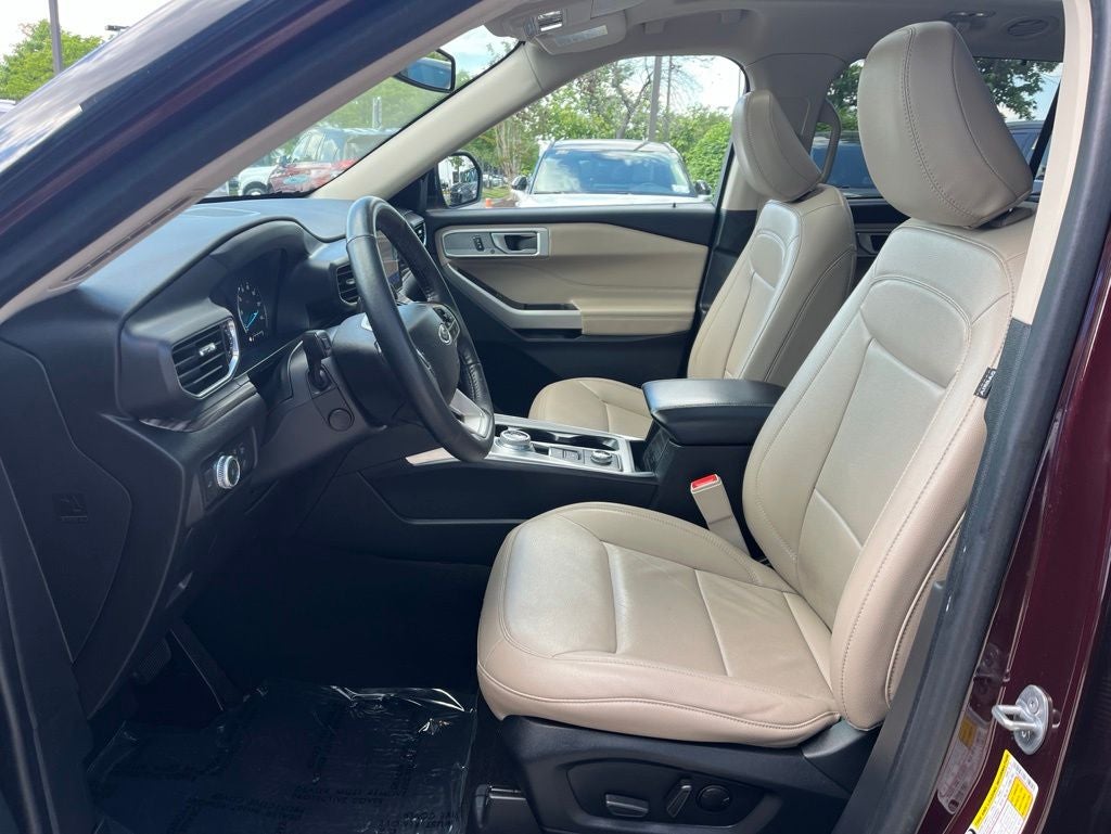2022 Ford Explorer Limited | Pano Moonroof | 360 Cam | Trailer Tow Pack | BLI