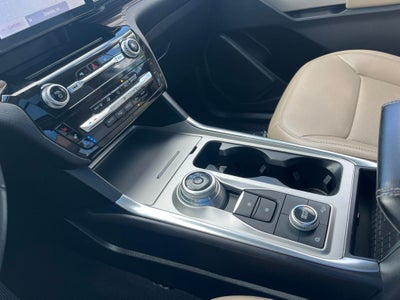 2022 Ford Explorer Limited | Pano Moonroof | 360 Cam | Trailer Tow Pack | BLI