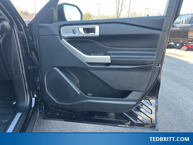 2022 Ford Explorer Limited 4WD | Pano Roof | 360 Camera | BLIS | Remote Start