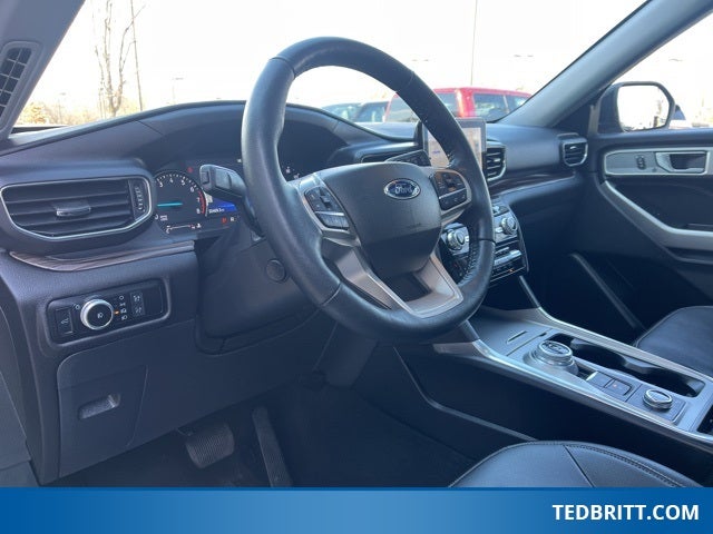 2022 Ford Explorer Limited 4WD | Pano Roof | 360 Camera | BLIS | Remote Start