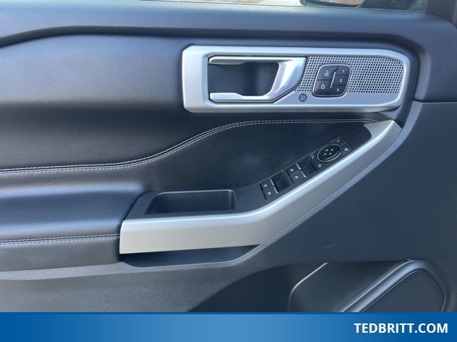 2022 Ford Explorer Limited 4WD | Pano Roof | 360 Camera | BLIS | Remote Start