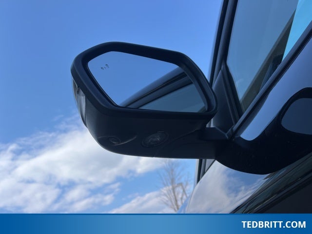 2022 Ford Explorer Limited 4WD | Pano Roof | 360 Camera | BLIS | Remote Start