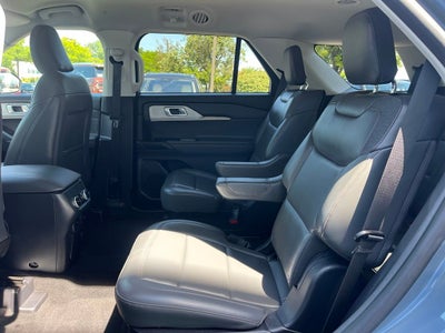 2025 Ford Explorer Active 4WD | Low Miles | LKAS | CarPlay/Android Auto