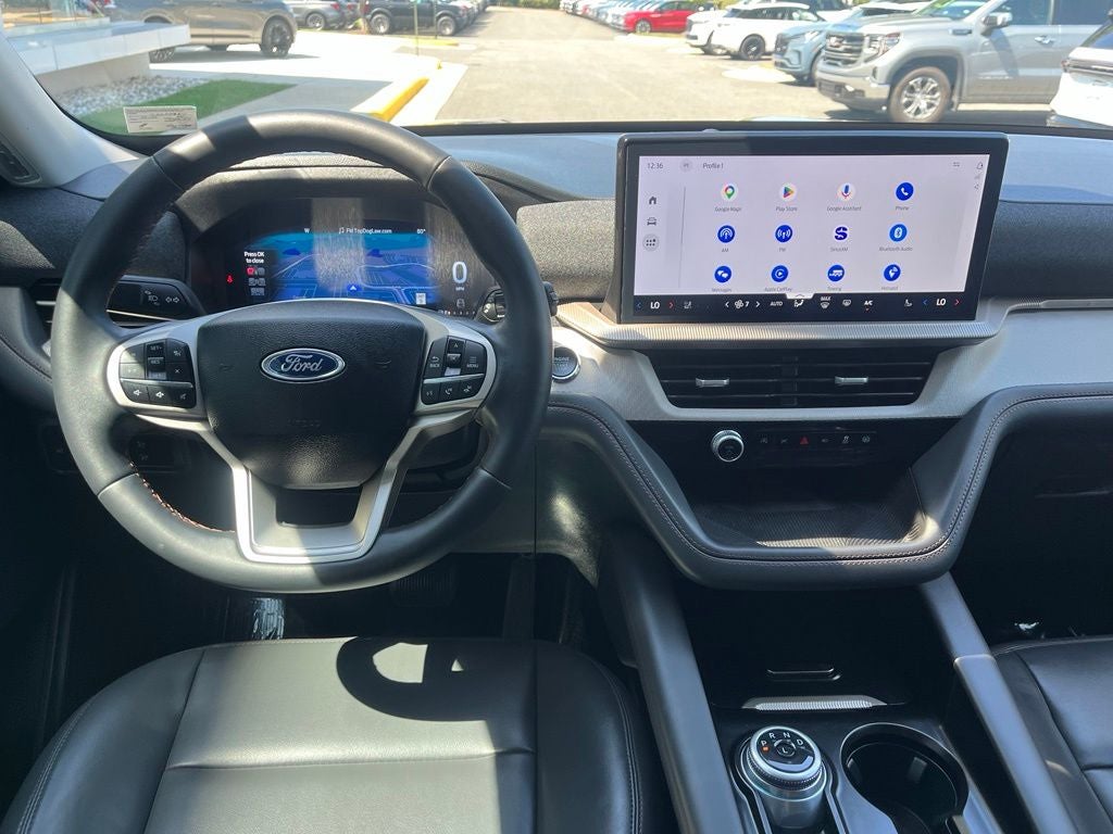 2025 Ford Explorer Active 4WD | Low Miles | LKAS | CarPlay/Android Auto