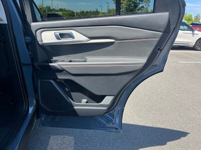 2025 Ford Explorer Active 4WD | Low Miles | LKAS | CarPlay/Android Auto