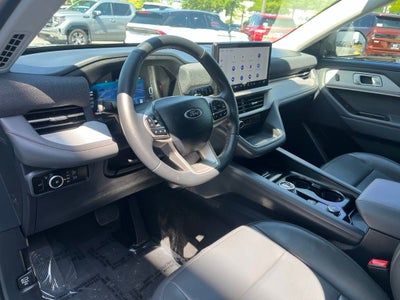 2025 Ford Explorer Active 4WD | Low Miles | LKAS | CarPlay/Android Auto