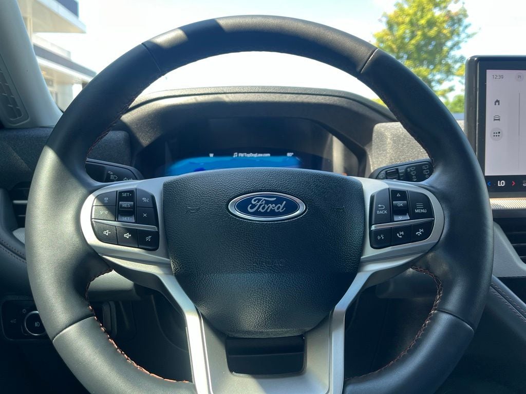 2025 Ford Explorer Active 4WD | Low Miles | LKAS | CarPlay/Android Auto