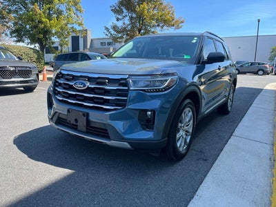 2025 Ford Explorer Active 4WD | Low Miles | LKAS | CarPlay/Android Auto