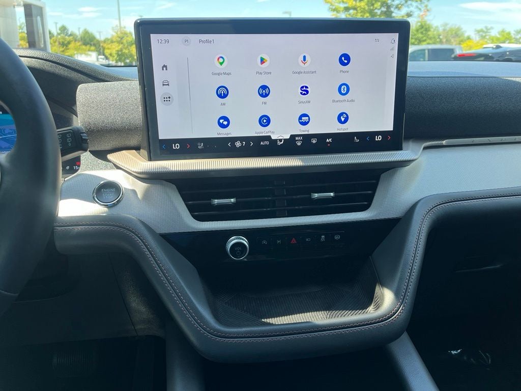 2025 Ford Explorer Active 4WD | Low Miles | LKAS | CarPlay/Android Auto