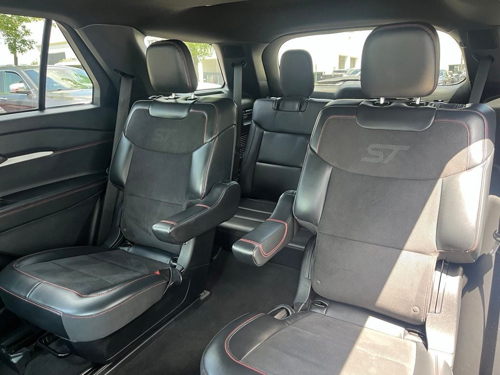 2025 Ford Explorer ST 4WD | Pano Roof | Black Painted Roof | Sun & Sound