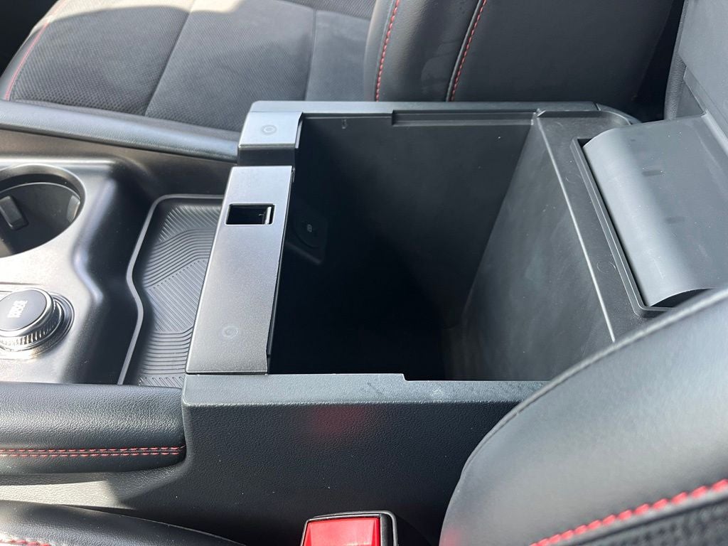 2025 Ford Explorer ST 4WD | Pano Roof | Black Painted Roof | Sun & Sound
