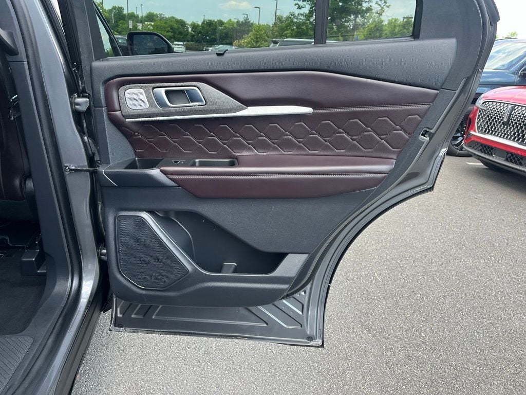 2025 Ford Explorer Platinum 4WD | Moonroof | 360 Cam | BLIS | Ultimate Pkg