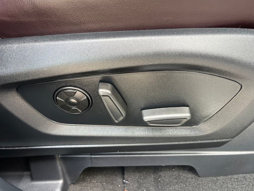 2025 Ford Explorer Platinum 4WD | Moonroof | 360 Cam | BLIS | Ultimate Pkg