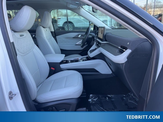 2025 Ford Explorer Platinum 3.0L EcoBoost V6 4WD | Pano Roof | 360 Camera