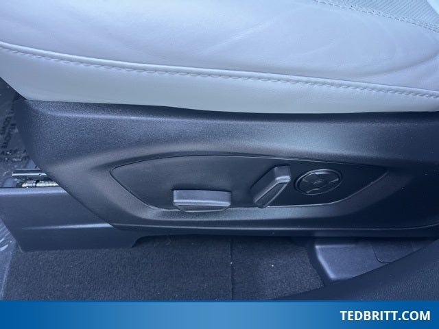 2025 Ford Explorer Platinum 3.0L EcoBoost V6 4WD | Pano Roof | 360 Camera