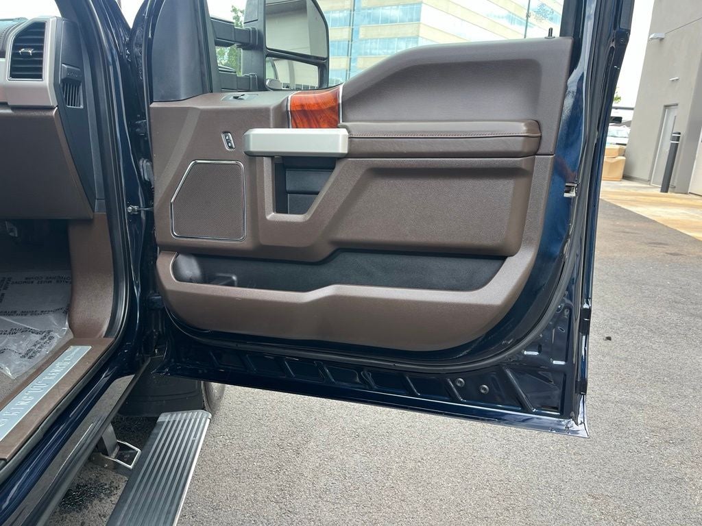 2022 Ford F-250SD King Ranch 4WD | Ultimate Pkg | Pano Roof | BLIS
