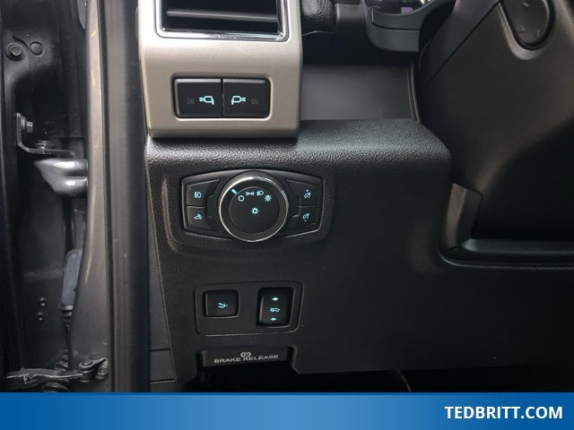 2021 Ford F-250SD Lariat 4WD | Pano Roof | Ultimate Pkg | Black Appear Pkg