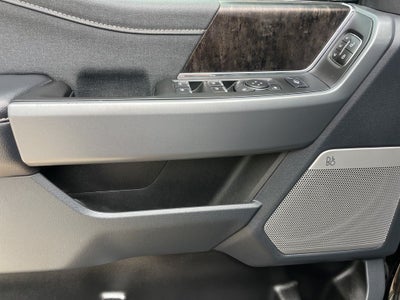2024 Ford F-250SD Lariat 4WD | Pano Roof | 360 Camera | Ultimate Pkg