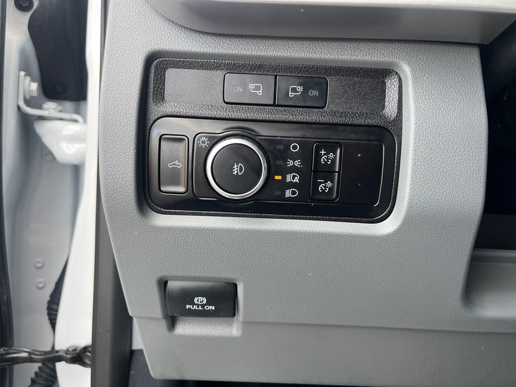 2024 Ford F-350SD XLT 4WD | Sync 4 | CarPlay/Android | Remote Start