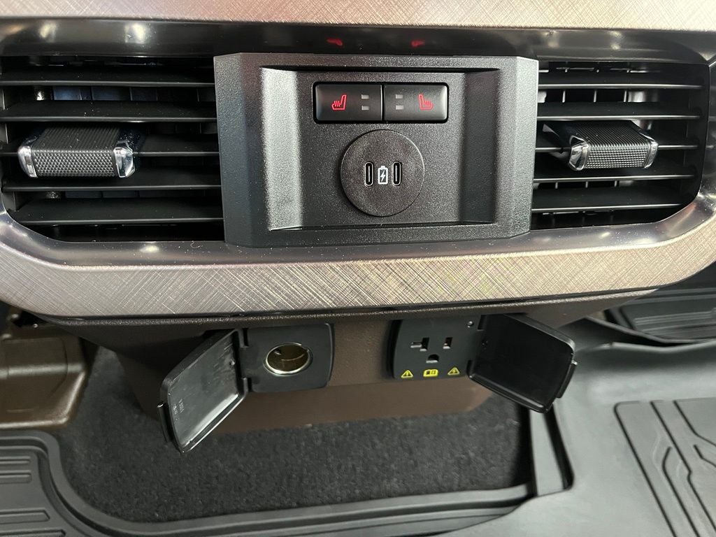 2024 Ford F-350SD King Ranch | Max Recline Seats | 2kW Pro Pwr | FX4 | PanoRoof