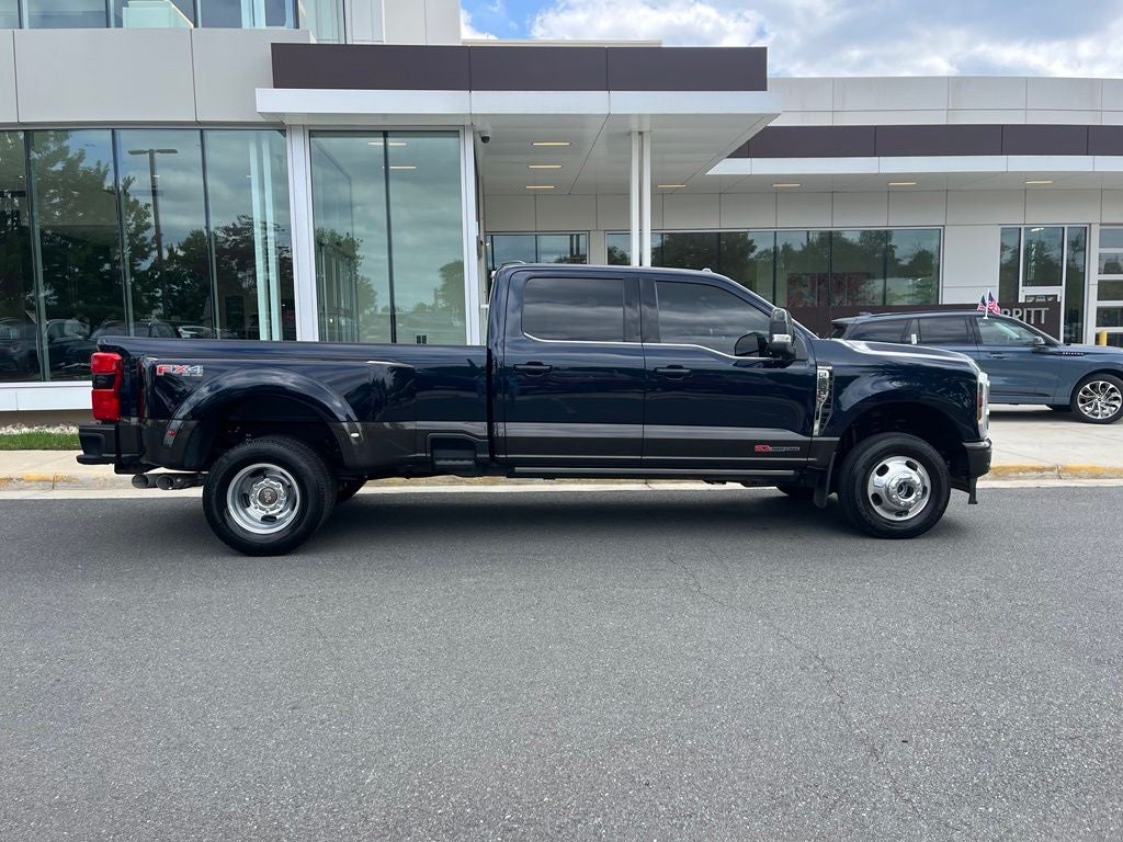 2024 Ford F-350SD King Ranch | Max Recline Seats | 2kW Pro Pwr | FX4 | PanoRoof