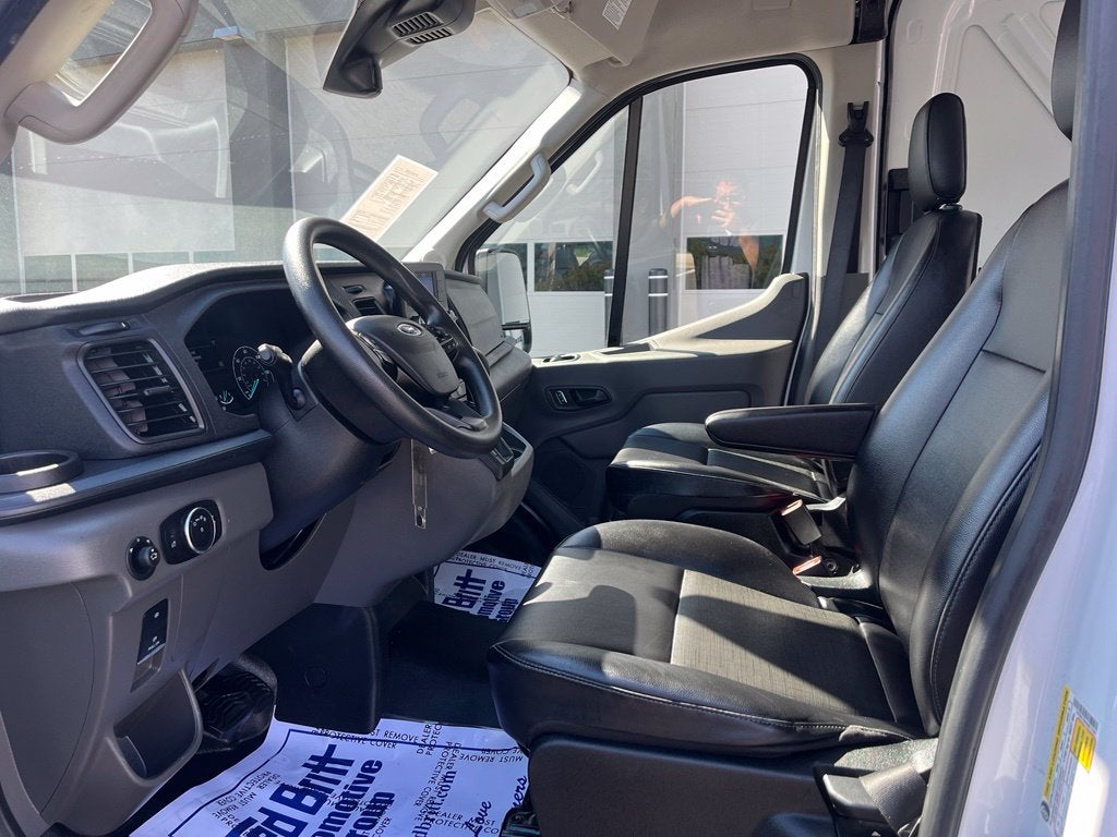 2025 Ford Transit-250 Base Medium Roof Cargo Van | 148" WB