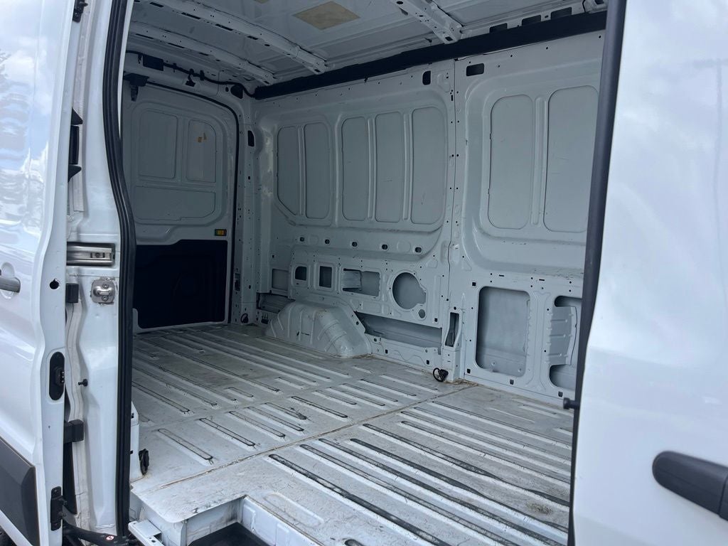 2024 Ford Transit-250 Base Medium Roof Cargo Van
