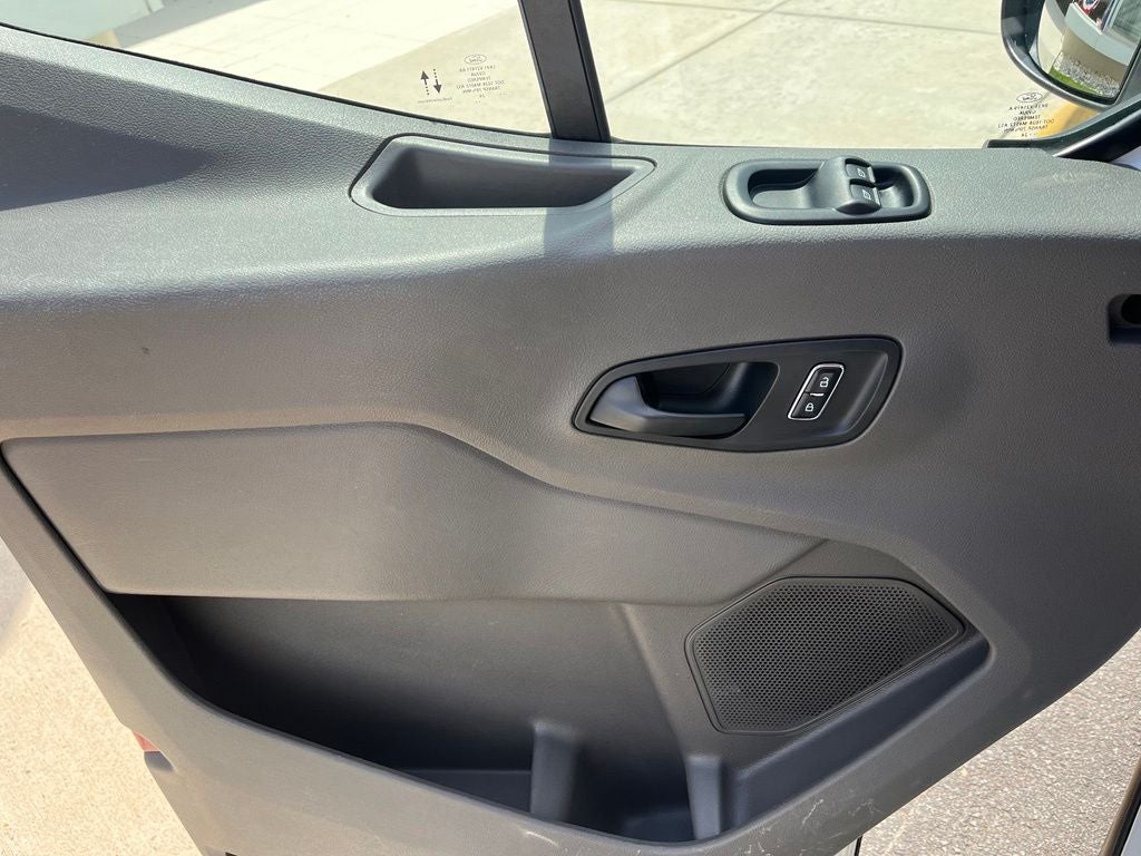 2024 Ford Transit-250 Base Medium Roof Cargo Van