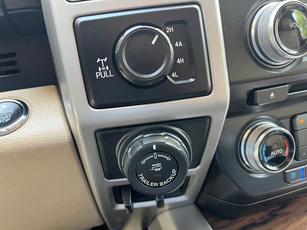 2018 Ford F-150 Lariat 4WD | Pano Roof | 360 Cam | Max Tow Pkg | Tech Pkg
