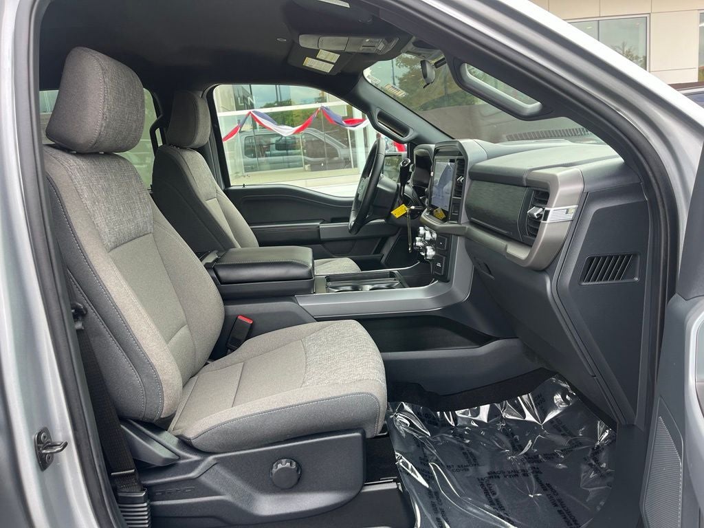 2025 Ford F-150 XLT 4WD | SYNC4 | BLIS | CarPlay/Android Auto