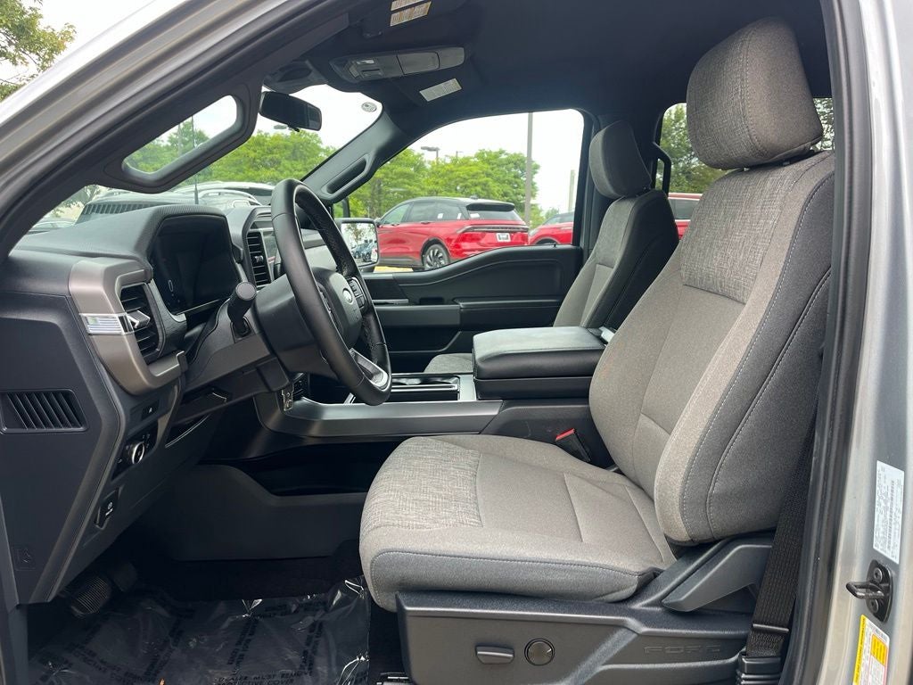 2025 Ford F-150 XLT 4WD | SYNC4 | BLIS | CarPlay/Android Auto