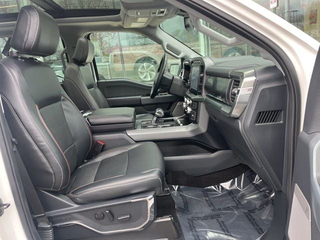 2023 Ford F-150 Lariat 4WD | Pano Roof | 360 Cam | Trailer Tow Pkg | FX4