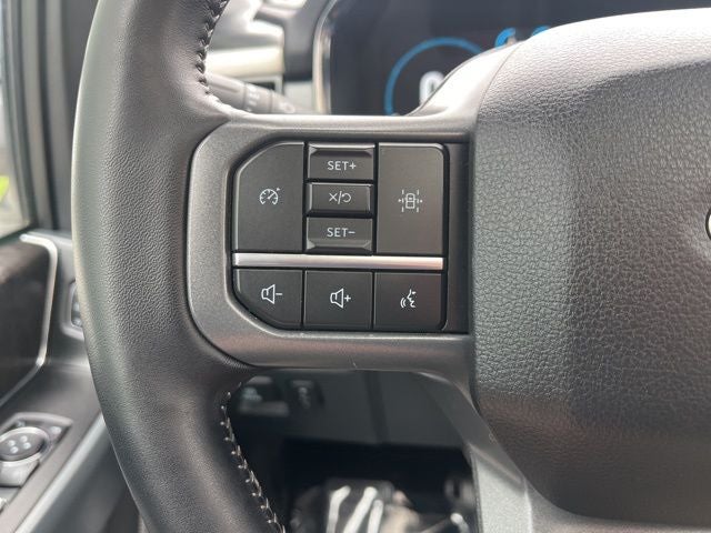 2023 Ford F-150 Lariat 4WD | Pano Roof | 360 Cam | Trailer Tow Pkg | FX4