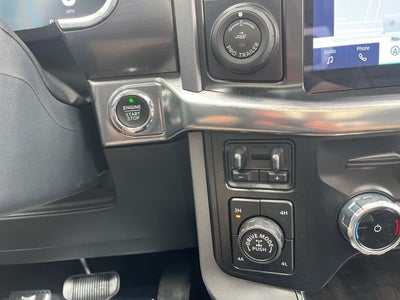 2023 Ford F-150 Lariat 4WD | Pano Roof | 360 Cam | Trailer Tow Pkg | FX4