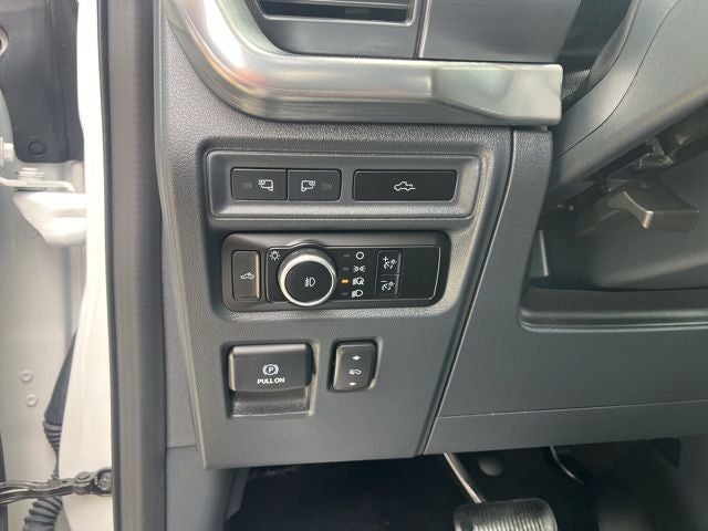 2023 Ford F-150 Lariat 4WD | Pano Roof | 360 Cam | Trailer Tow Pkg | FX4