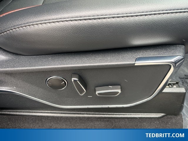 2023 Ford F-150 Lariat PowerBoost 4WD | Pano Roof | 360 Cam | Max Tow Pkg