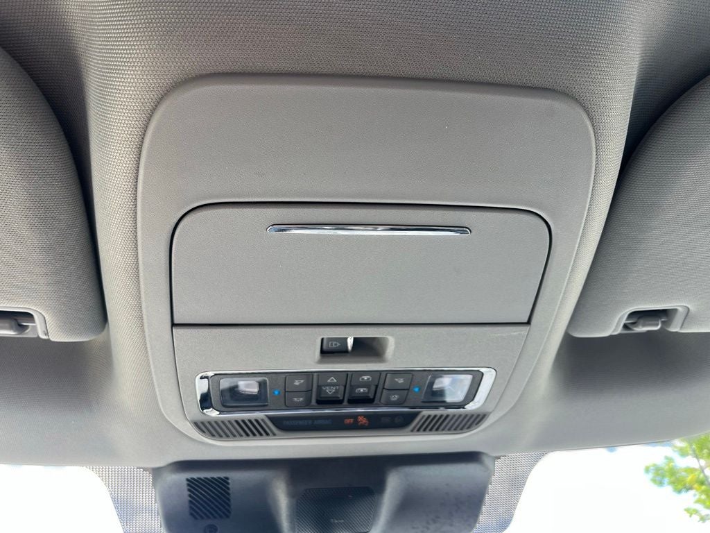 2023 Ford F-150 Lariat Hybrid 4WD | Pano Roof | Trailer Tow Pkg | BLIS