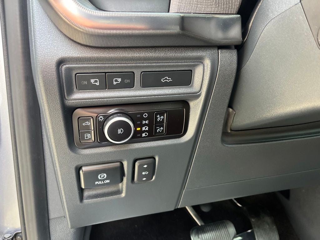 2023 Ford F-150 Platinum 4WD | Pano Roof | 360 Cam | Trailer Tow Pkg