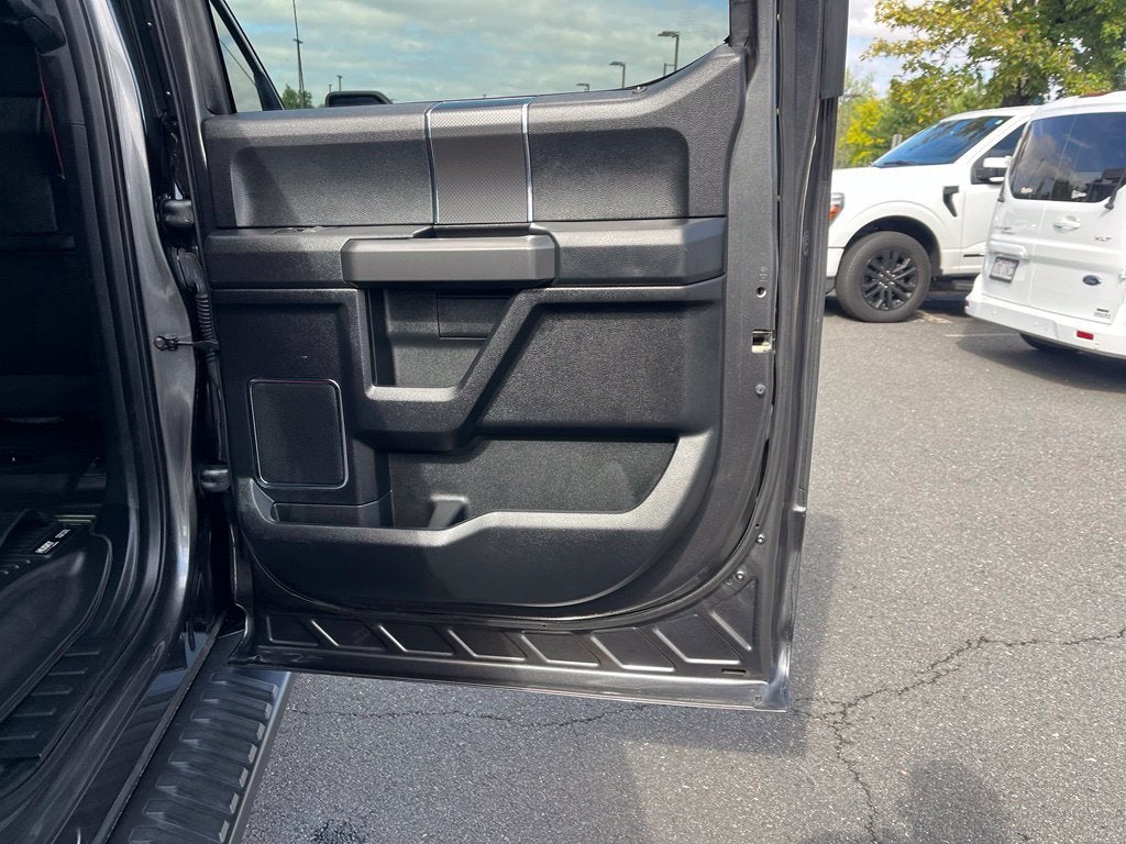 2017 Ford F-150 Lariat 4WD | Nav | BLIS | SYNC 3 | Carplay/Android Auto