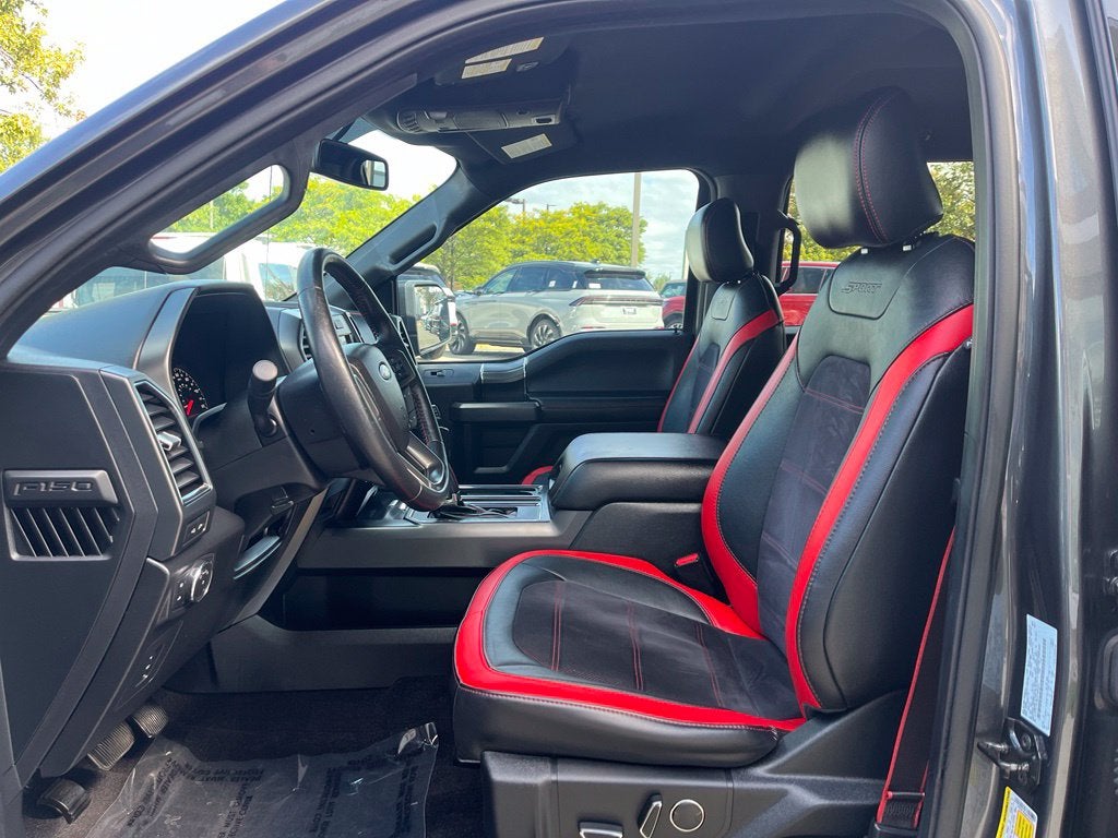 2017 Ford F-150 Lariat 4WD | Nav | BLIS | SYNC 3 | Carplay/Android Auto