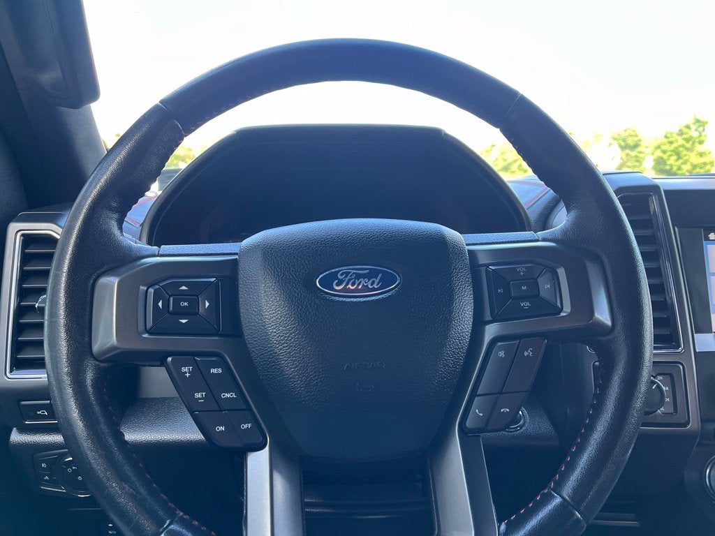 2017 Ford F-150 Lariat 4WD | Nav | BLIS | SYNC 3 | Carplay/Android Auto