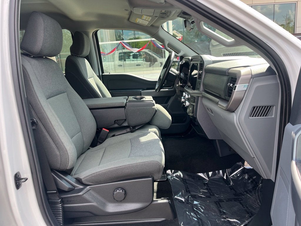 2025 Ford F-150 XLT 5.0L V8 4WD | BLIS | Remote Start | Class IV Tow