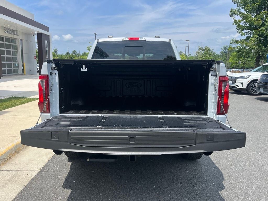 2025 Ford F-150 XLT 4WD | Pano Roof | 360 Cam | BLIS | Black Appear Pk