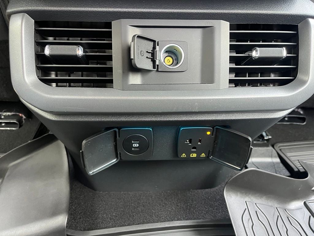 2025 Ford F-150 XLT 4WD | Pano Roof | 360 Cam | BLIS | Black Appear Pk
