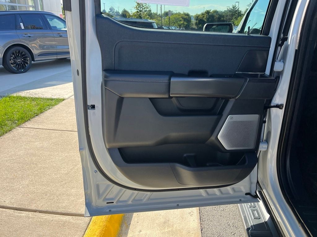 2024 Ford F-150 Lariat 4WD | Pano Roof | 360 Cam | BLIS | HUD | B&O Sound
